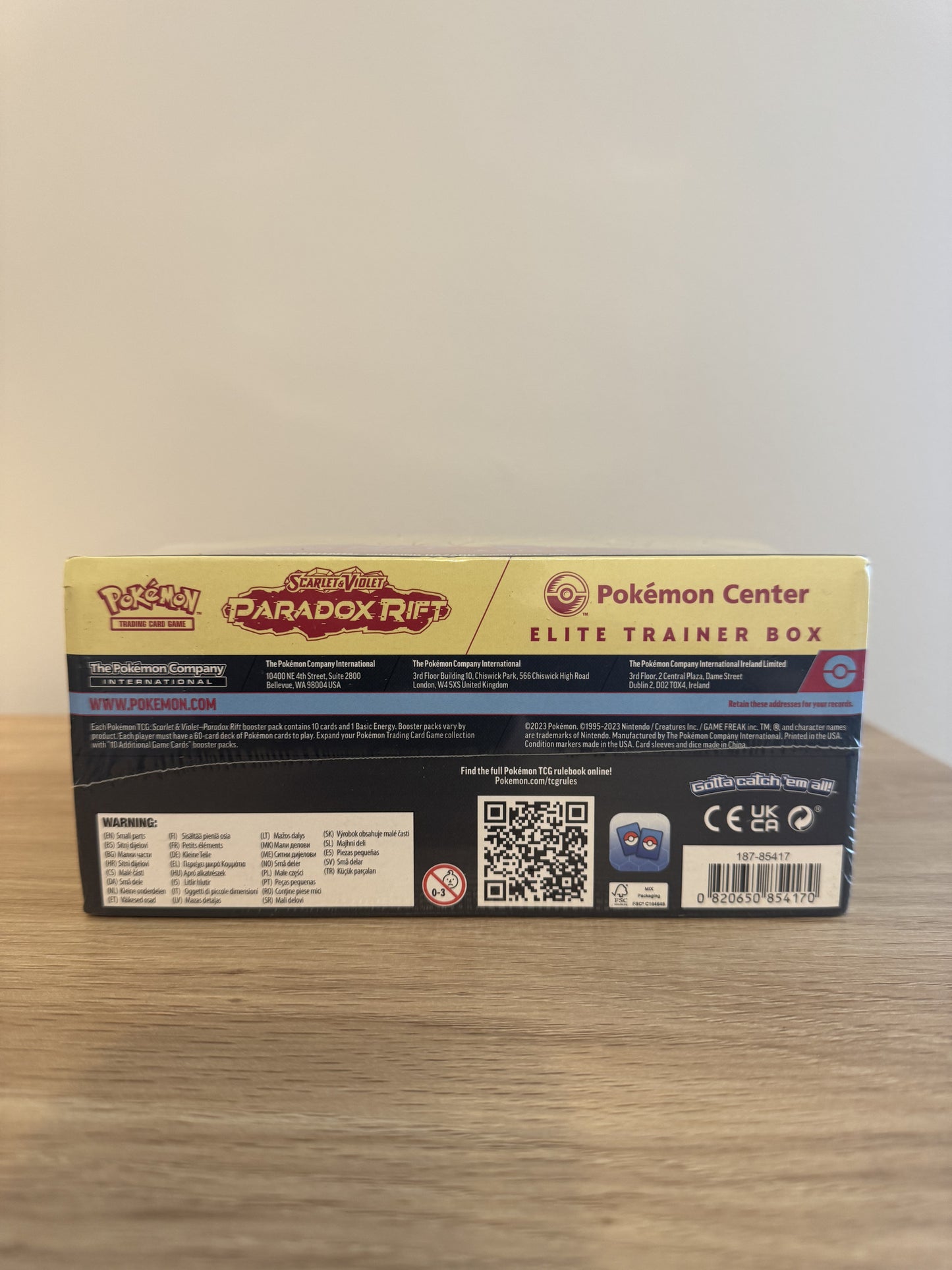 Paradox Rift Pokemon Center Elite Trainer Box (Roaring Moon)