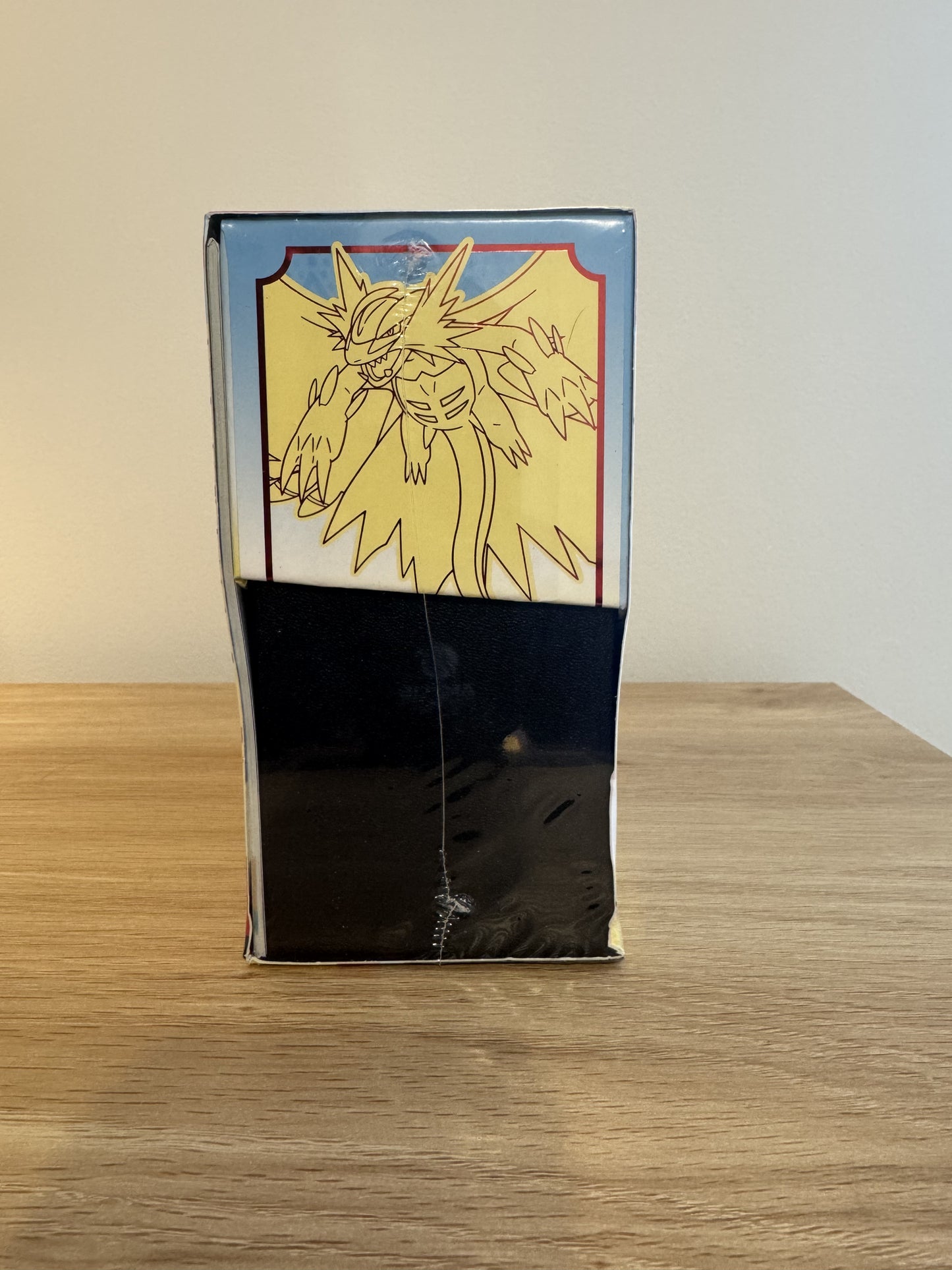 Paradox Rift Pokemon Center Elite Trainer Box (Roaring Moon)