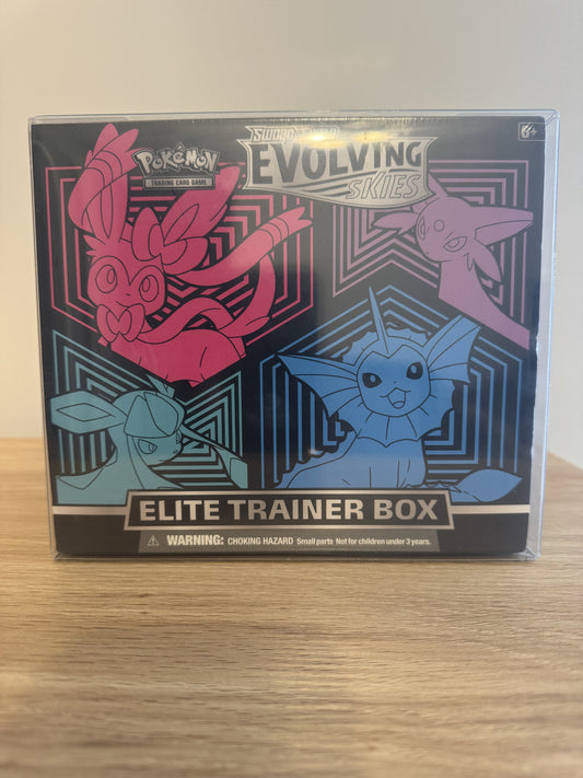 Evolving Skies Elite Trainer Box (Glaceon)